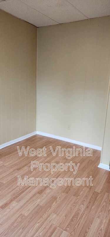 207 Charles St #2 - Photo 7 of 9