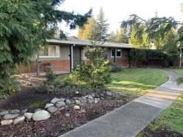 featured image of 801 Ashland St #2