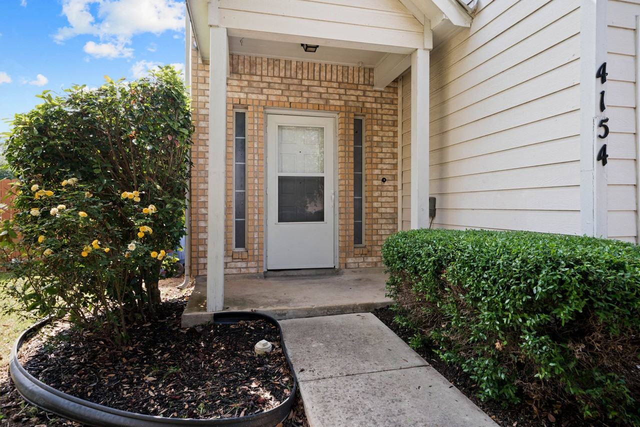 4154 Copano Bay - Photo 3 of 28