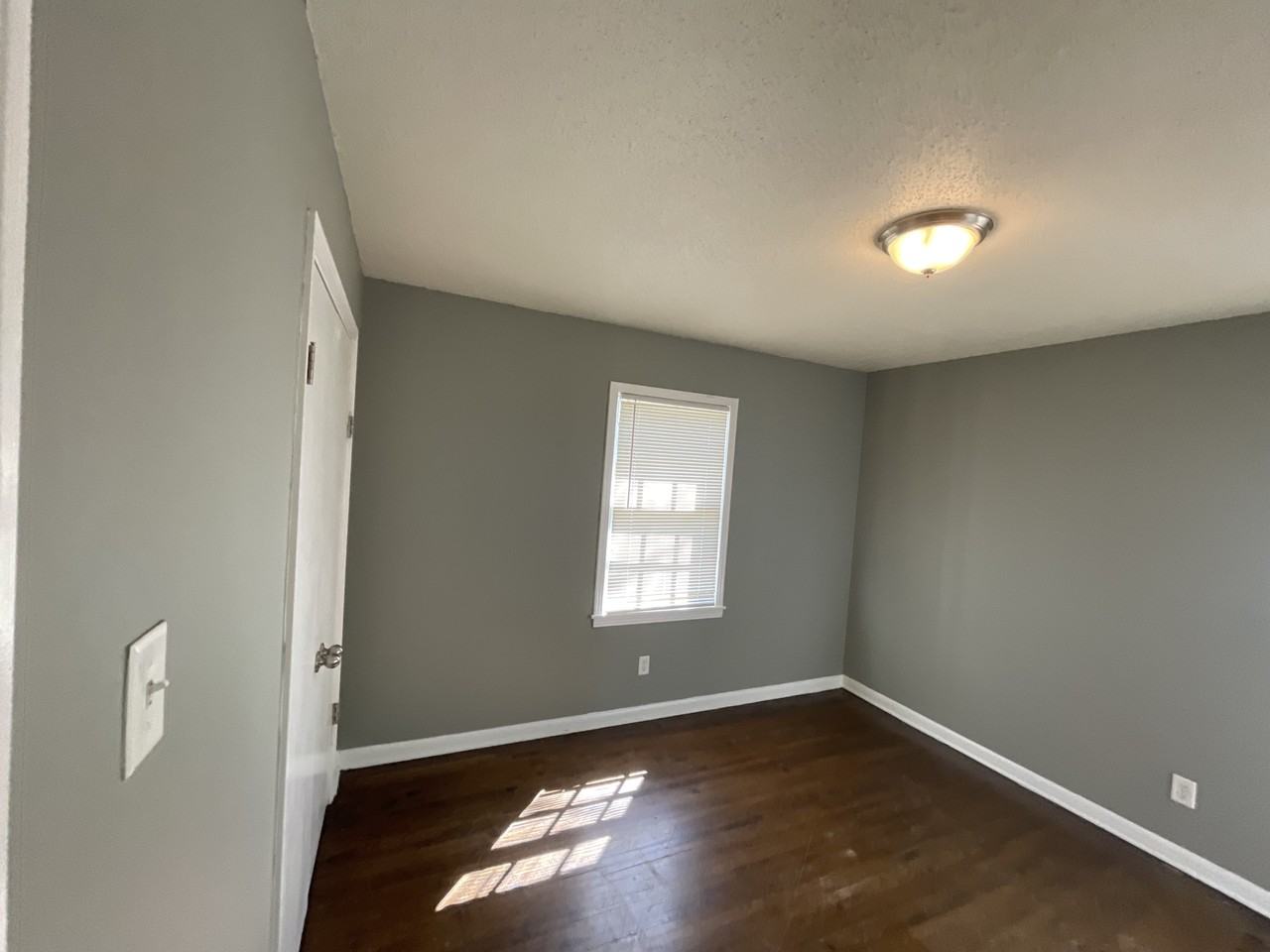 4806 Blanding Cv - Photo 4 of 5