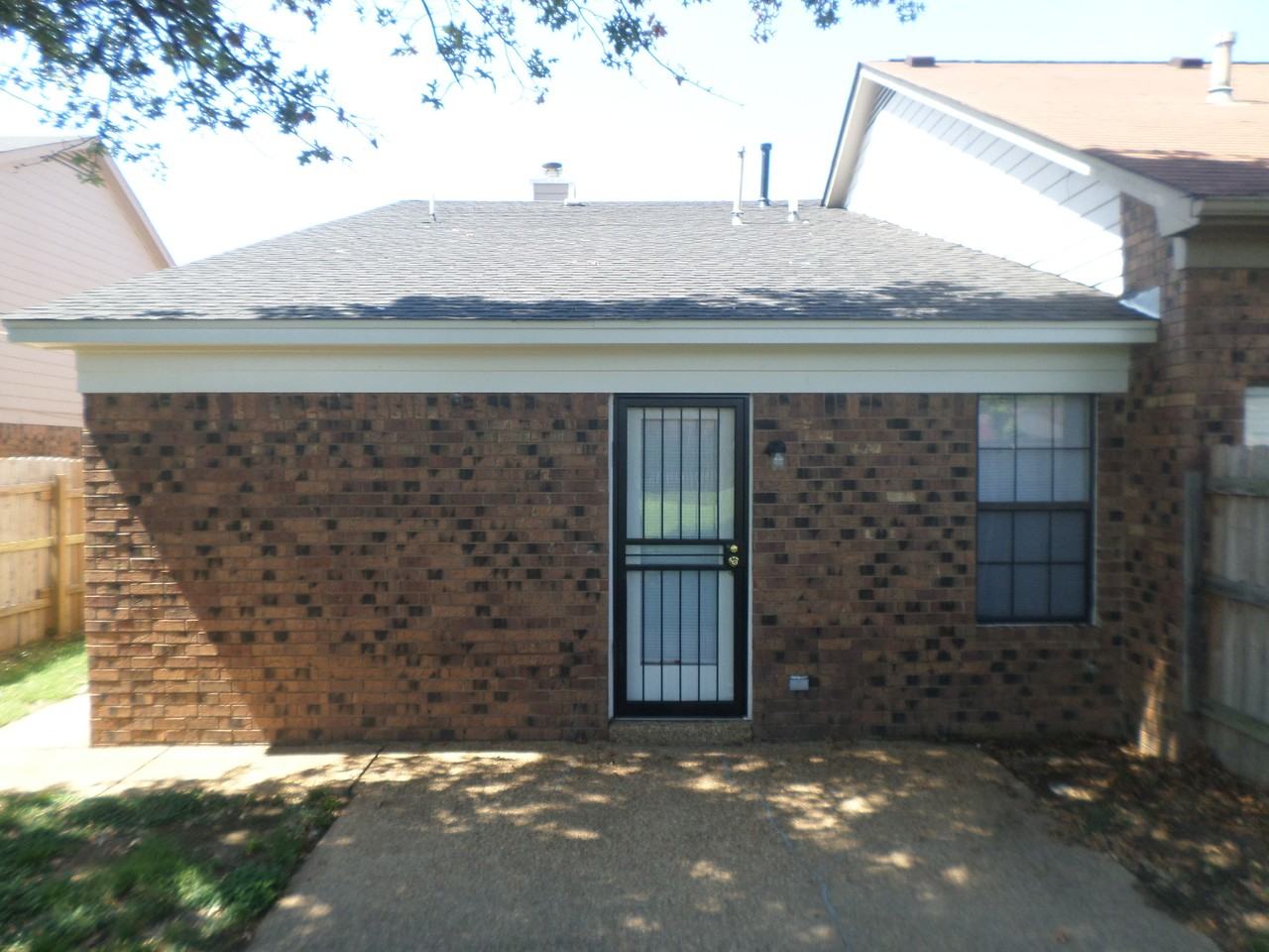 4388 Forest Valley Dr - Photo 3 of 5