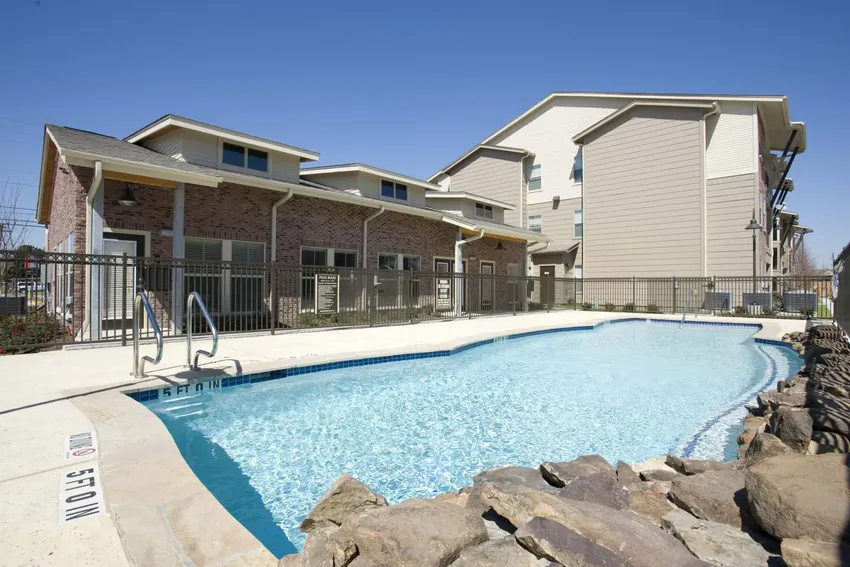 AveCDC Terrace II - Photo 7 of 7