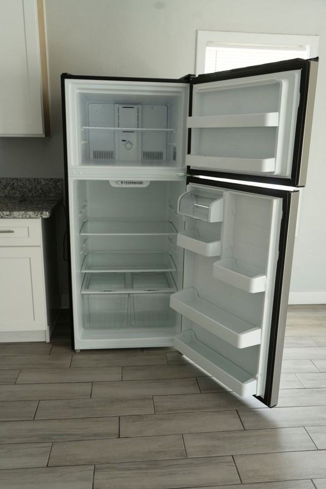 150 E Utah Ave - Photo 7 of 14