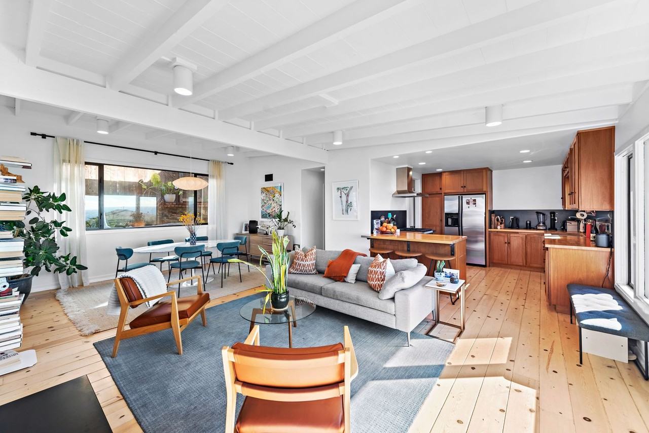 31966 10th Ave - Photo 4 of 23