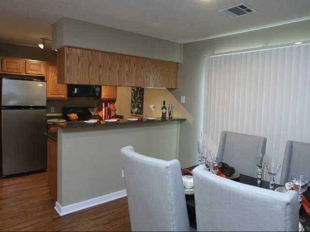 The Lakes of Schaumburg - Photo 2 of 25