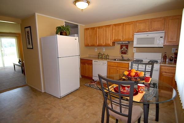 Gwynnbrook Townhomes - Photo 3 of 15