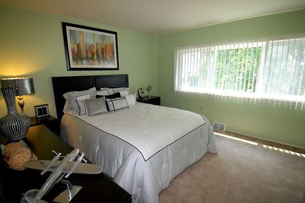 Gwynnbrook Townhomes - Photo 2 of 15