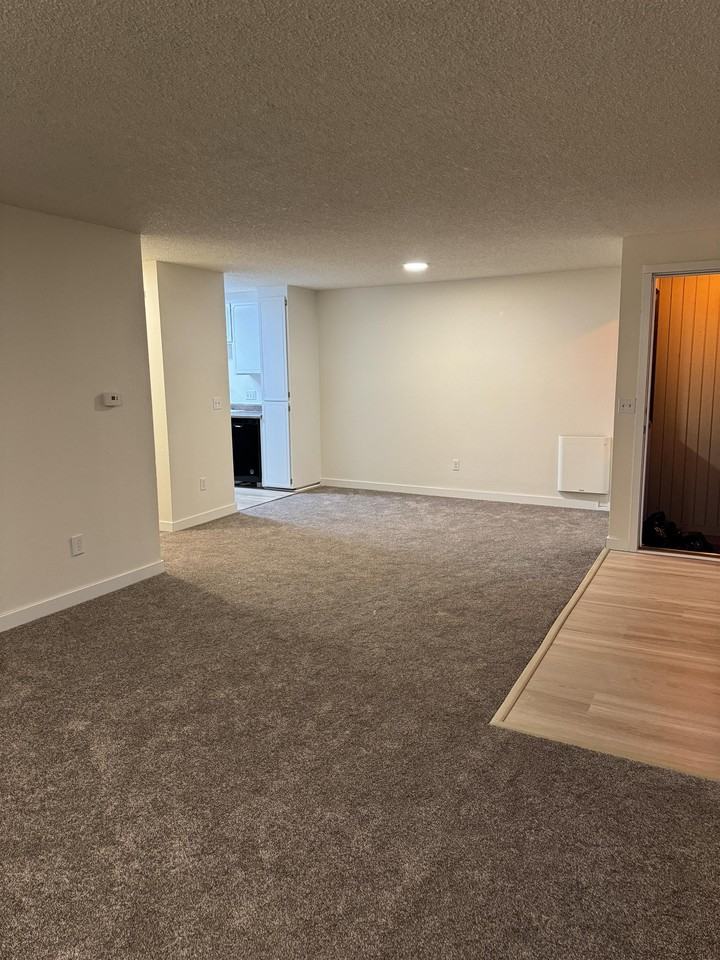 3252 Se Goldmaur Ct #1 - Photo 4 of 18