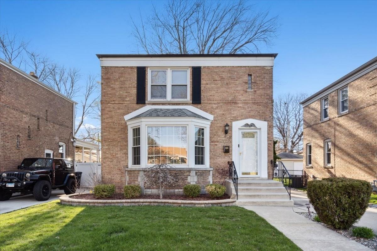 9116 S Sacramento Ave, Evergreen Park, IL 60805 2 Bedroom House for