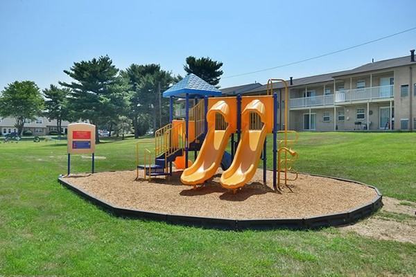 Eastampton - Photo 2 of 10