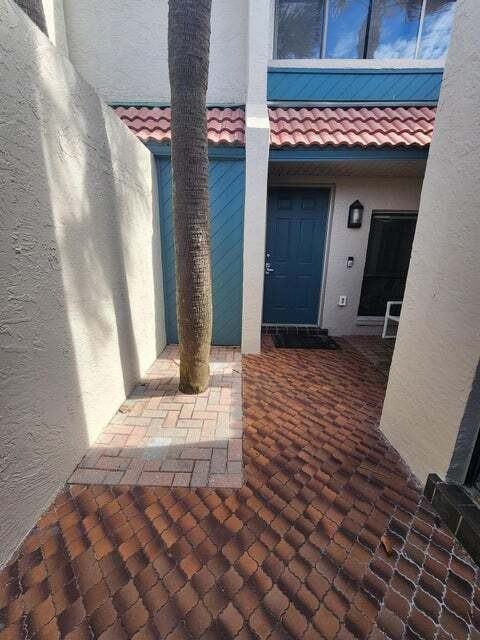 105 Highway A1a #105 - Photo 5 of 10