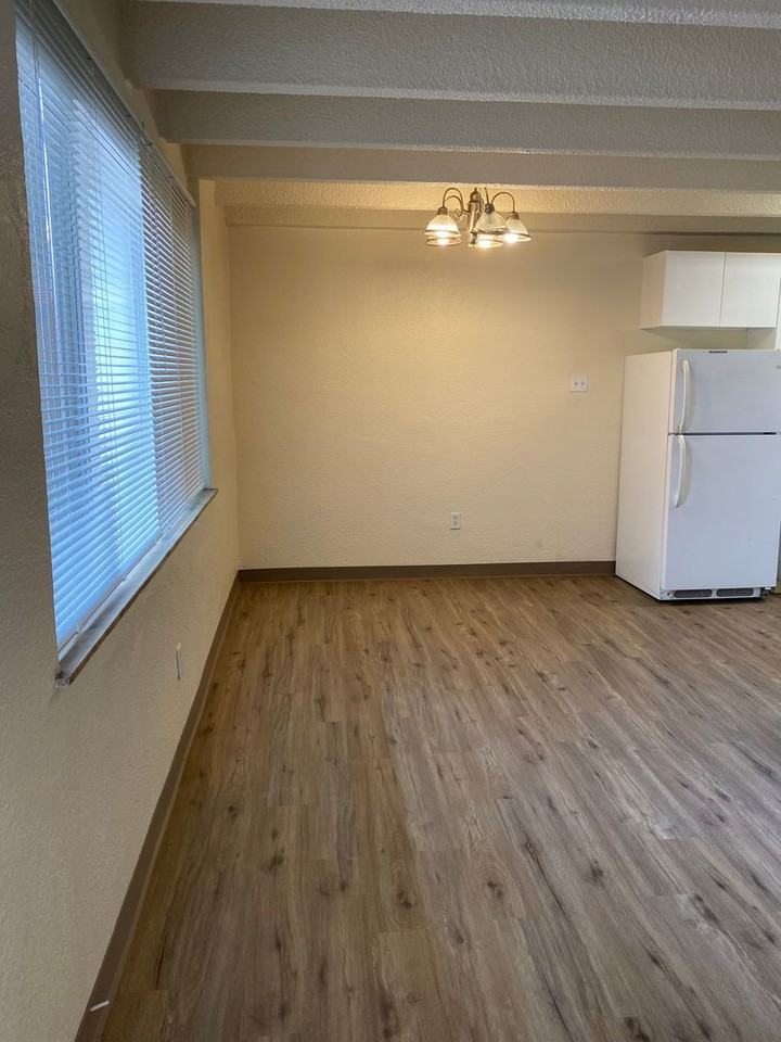 The Lanai Apartments - Photo 3 of 10