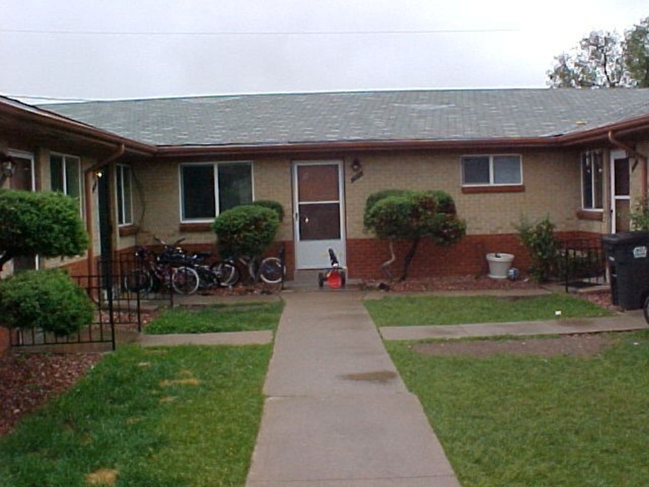 1414 Hoyt St - Photo 3 of 15
