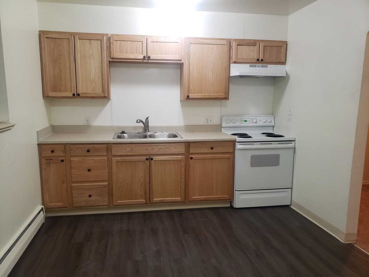 1414 Hoyt St - Photo 6 of 15
