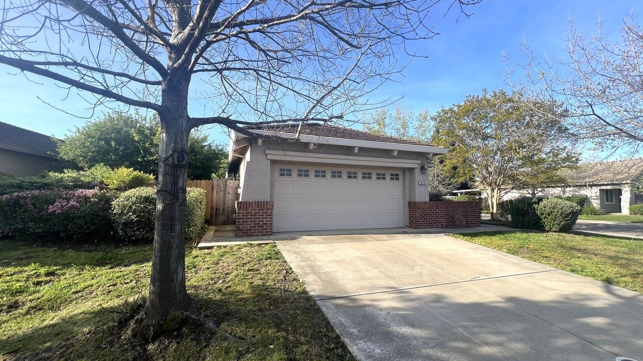 10732 Bouchet Way - Photo 2 of 36