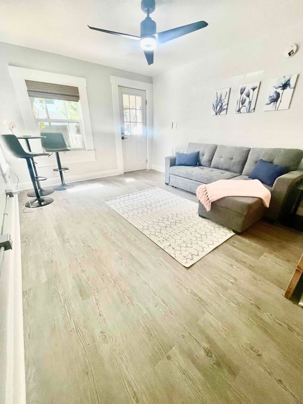 1051 7th Ave N #B - Photo 5 of 23