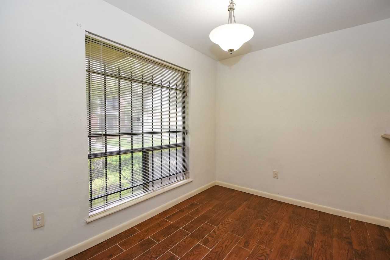 9505 Fondren Rd - Photo 3 of 24