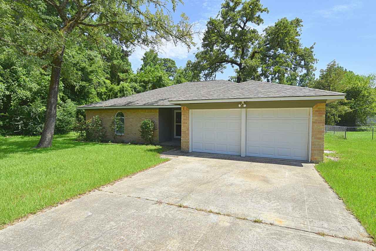 3615 Willie Way - Photo 2 of 23
