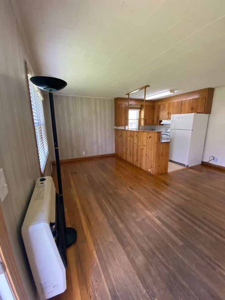 115 Badger St - Photo 2 of 15