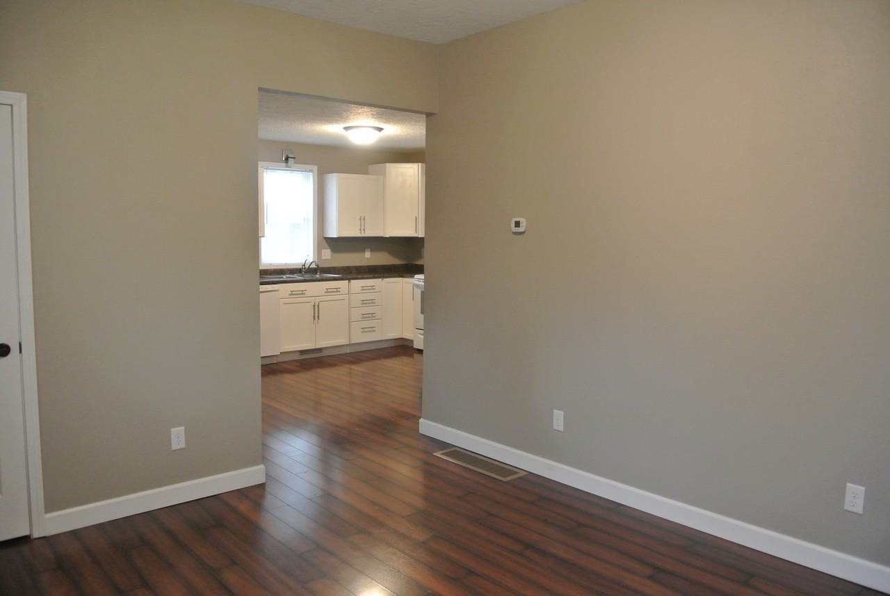 715 4th St Nw - Photo 2 of 9