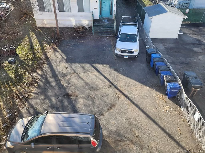 405 Franklin Ave #FL3 - Photo 3 of 23