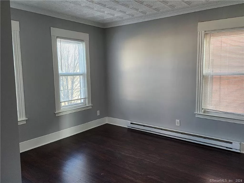 405 Franklin Ave #FL3 - Photo 6 of 23