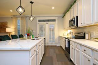 2403 Hart St - Photo 1 of 1