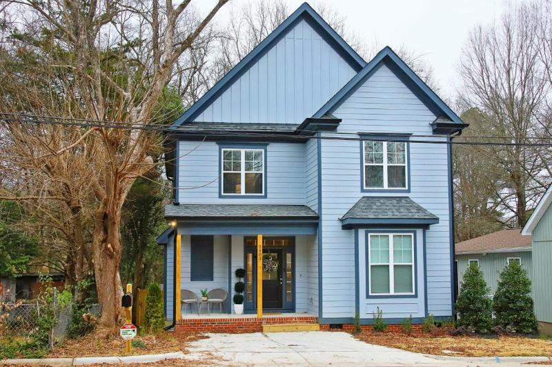 2403 Hart St - Photo 6 of 19