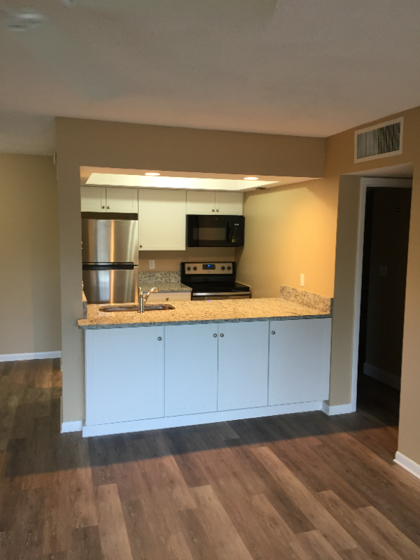 722 Nw Fork Rd - Photo 2 of 30