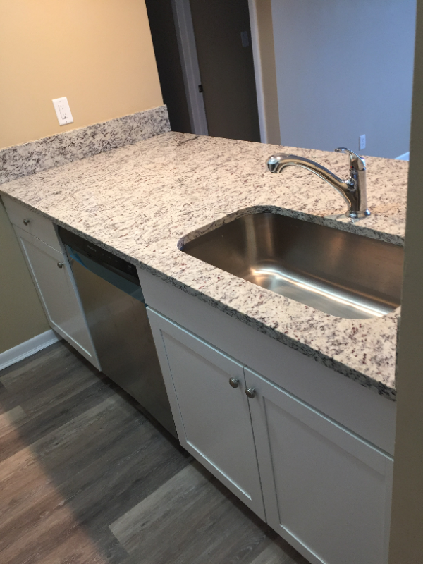 722 Nw Fork Rd - Photo 3 of 30