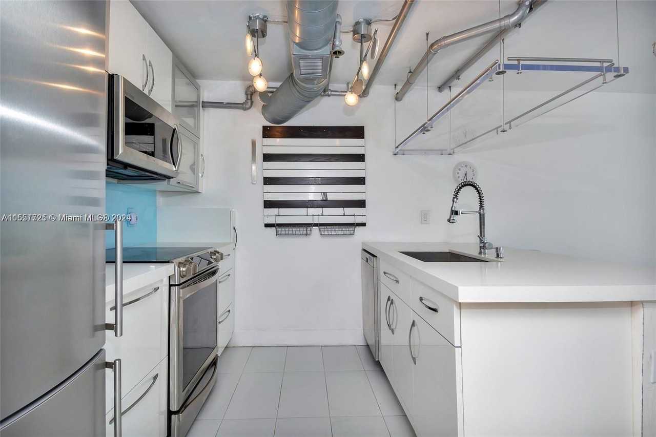 7601 East Treasure Drive, North Bay Village, FL 33141 2 Bedroom