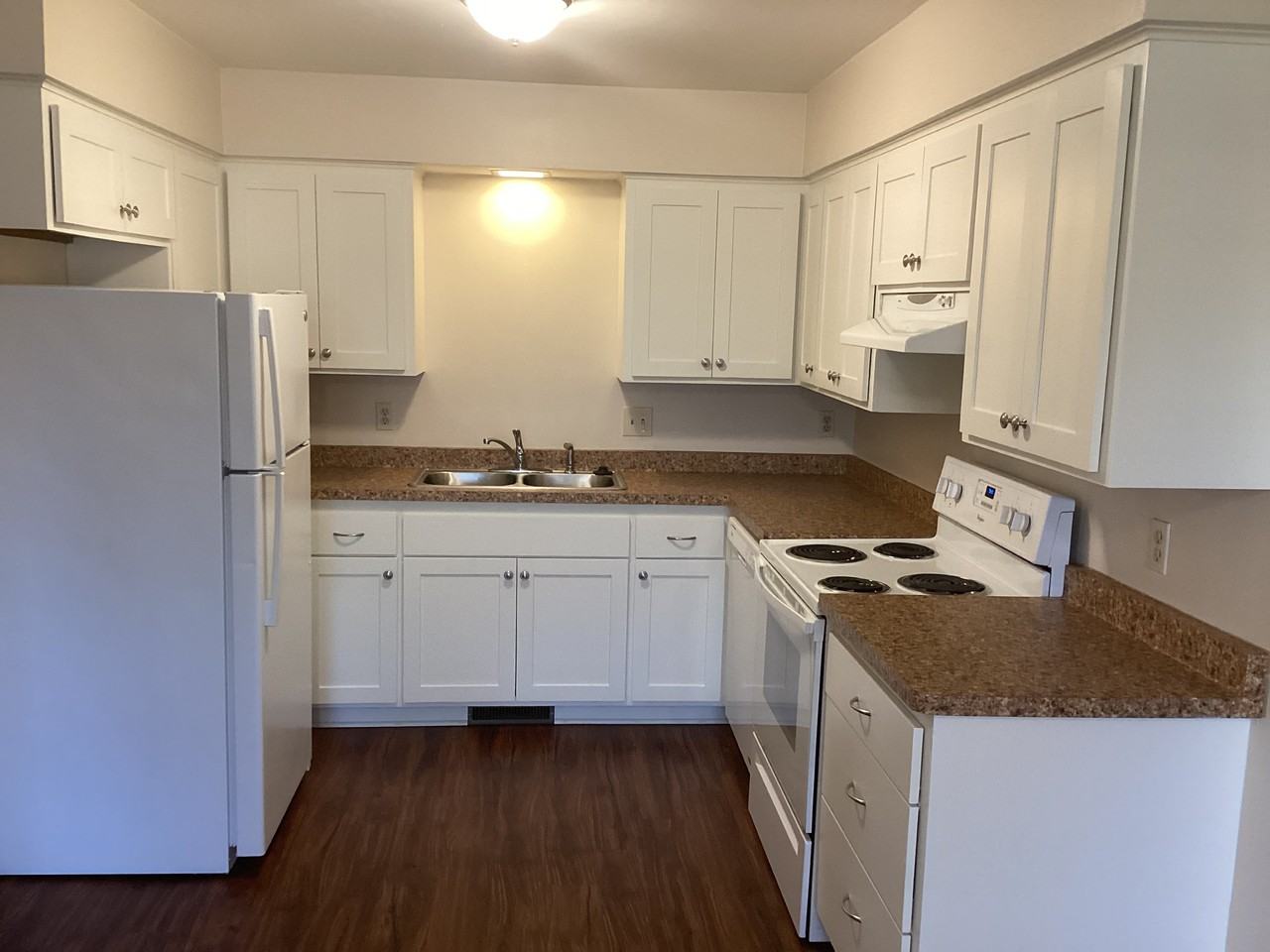 1117 Fleetfoot Dr #1117 - Photo 2 of 12