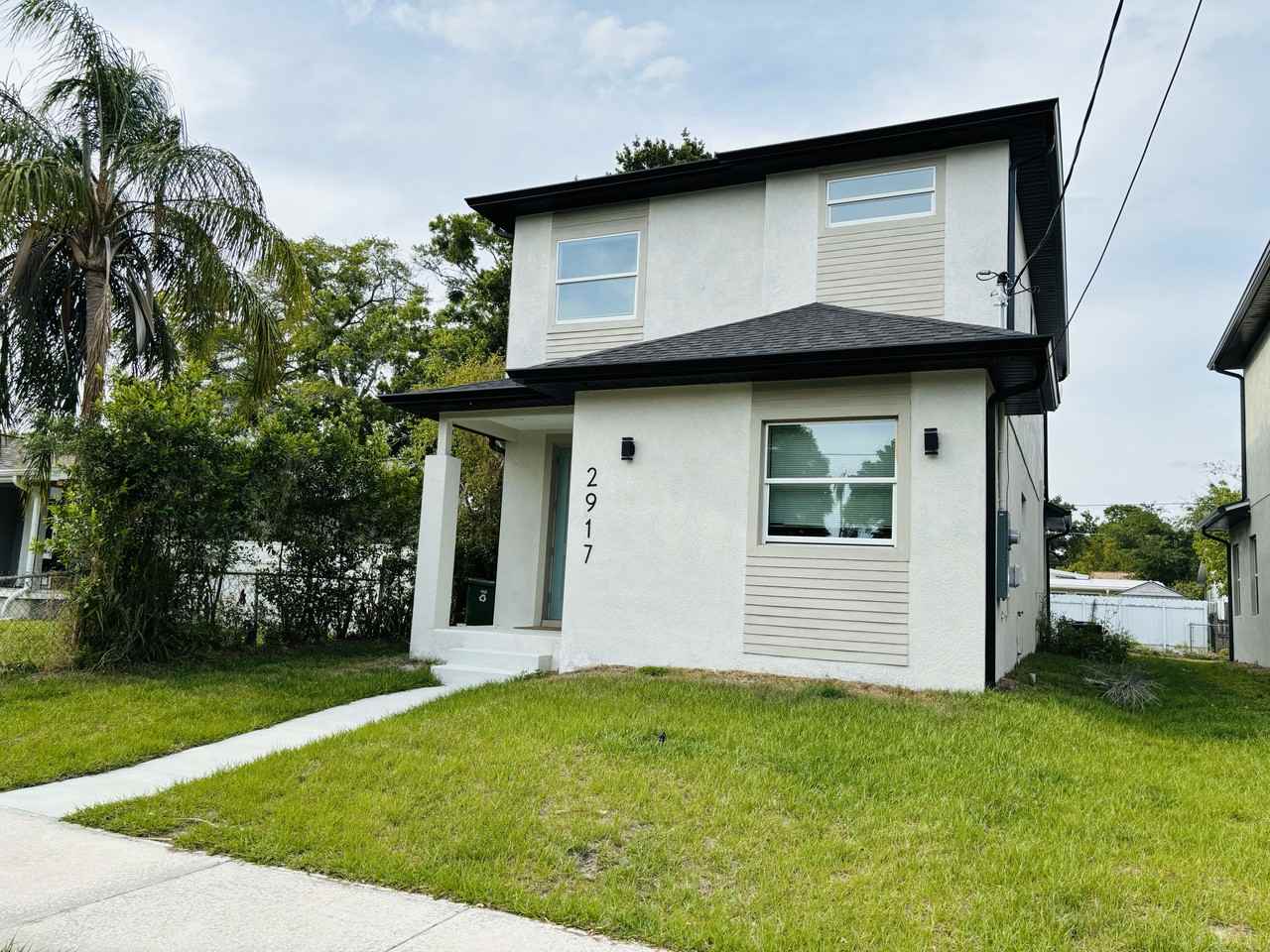 2917 W Walnut St #NA - Photo 3 of 42