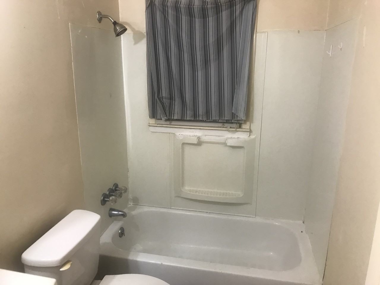 208 Wayne Ave #NA - Photo 6 of 13