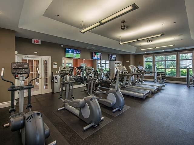 Avalon Essex - Photo 2 of 26