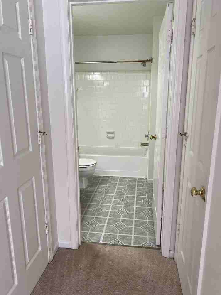 116 Prosperity Ave Se #1 - Photo 2 of 14