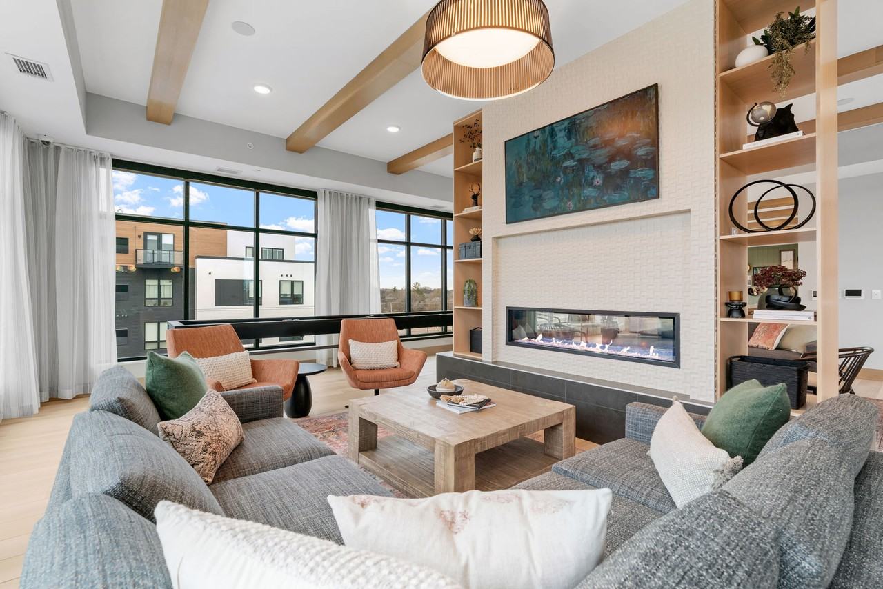 Beck46 - Photo 3 of 48