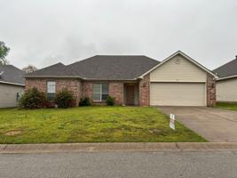 featured image of 3318 Arkansas Dr