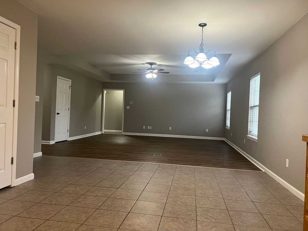 3318 Arkansas Dr - Photo 3 of 10