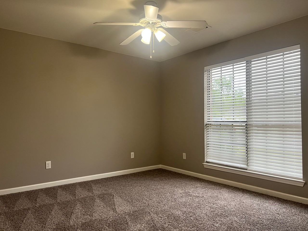 3318 Arkansas Dr - Photo 7 of 10