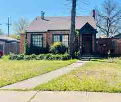 featured image of 2303 17th St