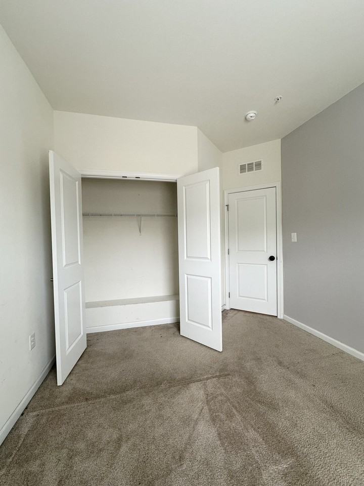6314 Halsted Ave #1 - Photo 6 of 50