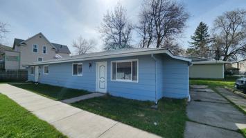 featured image of 100 100 Charlo Ct 1 & 2