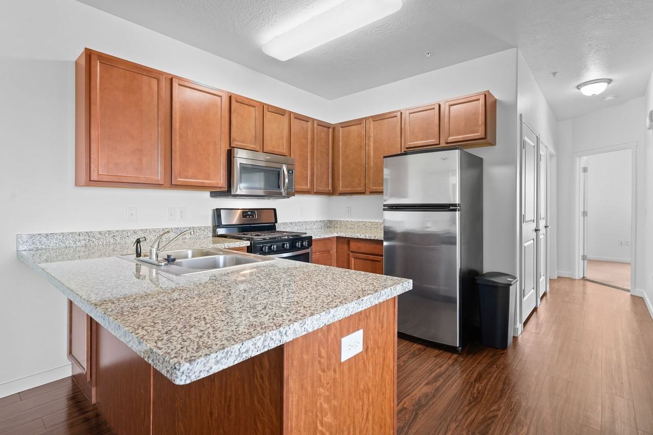 Outlook Apartments - Photo 3 of 46