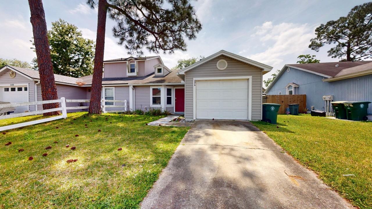 2476 Spring Vale Rd - Photo 2 of 22