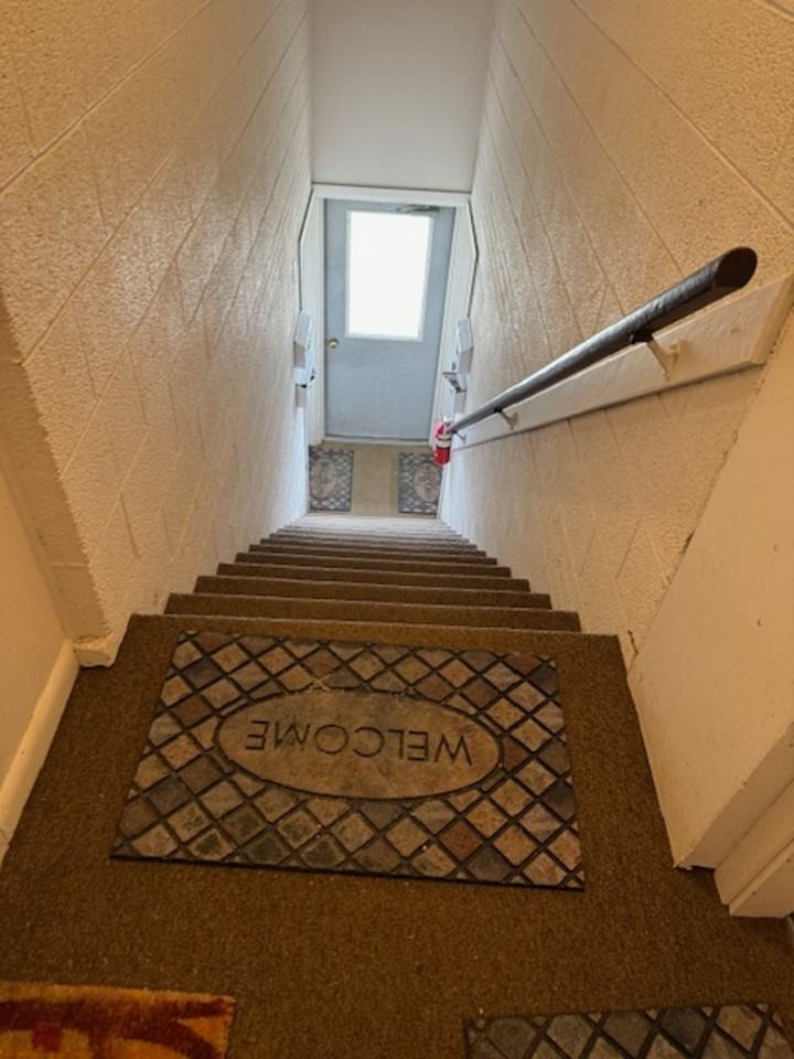 218 W Walnut - Photo 5 of 5