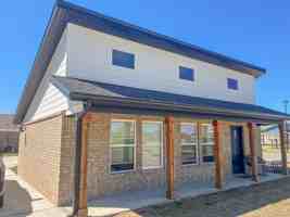 featured image of 798 N Honey Locust Bnd