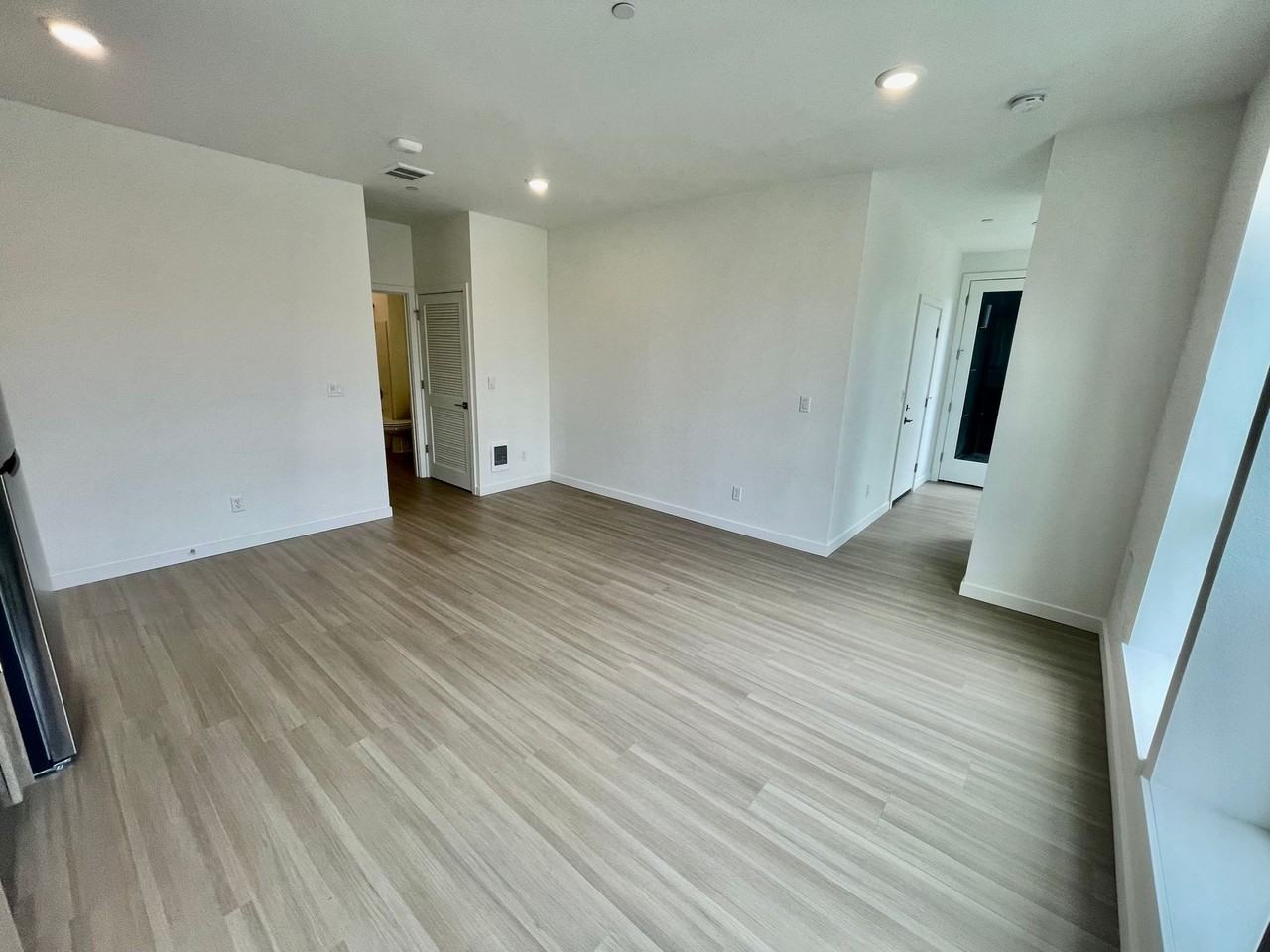 **Move-In Special: 4 WEEKS FREE RENT Upon Move-In!** | New Construction Luxury Apartments| - Photo 7 of 50