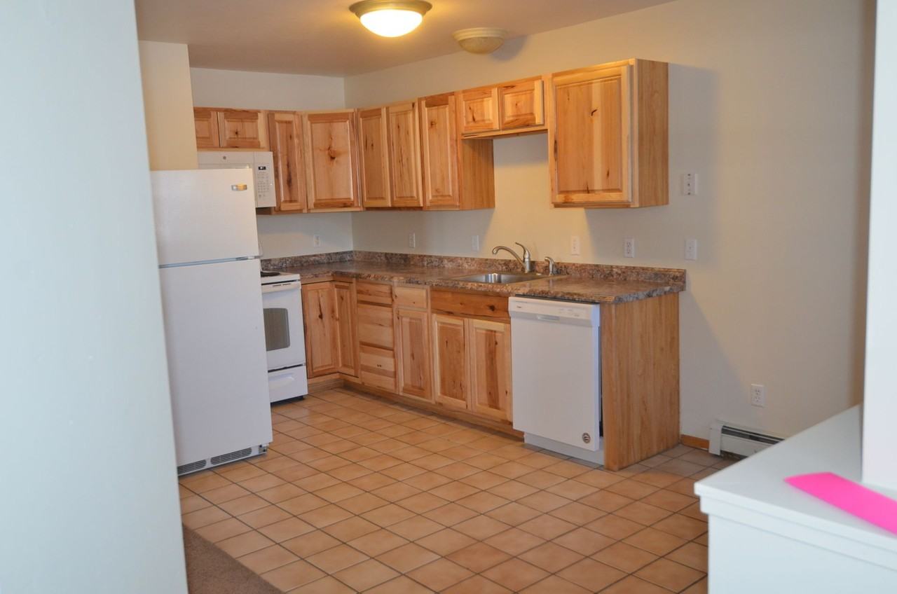 REI214 - Photo 7 of 50