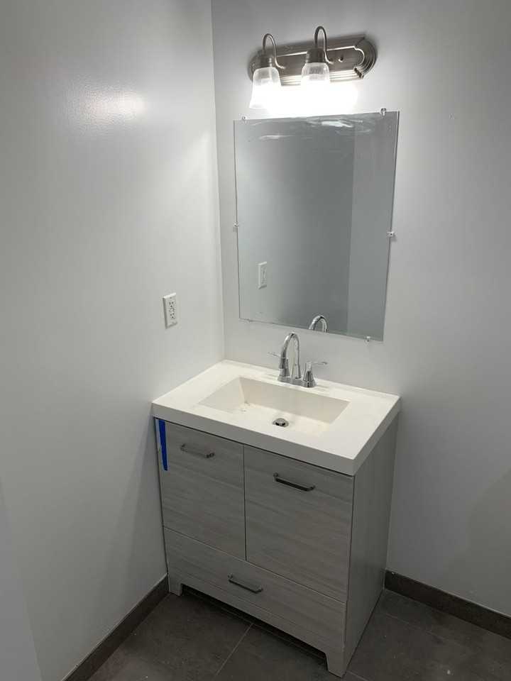 537 Clinton Ave - Photo 7 of 7